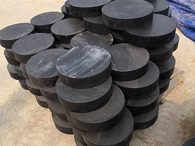 莎车县板式橡胶支座由若干层橡胶片与薄钢板经加压硫化